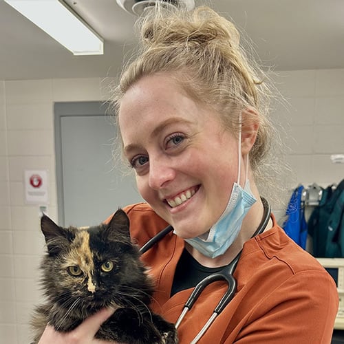 Cali, Lethbridge Registered Veterinary Technician