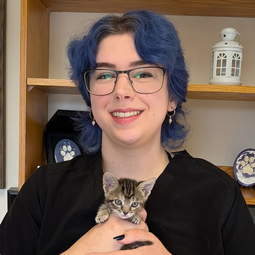 Isabelle, Lethbridge Veterinary Assistant