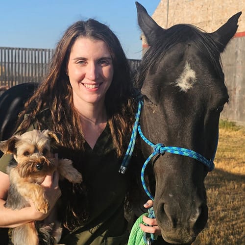 Kendra, Lethbridge Part Time Registered Veterinary Technician